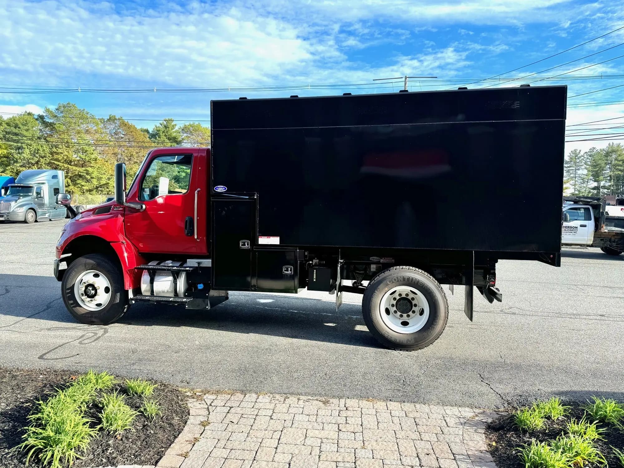 2025 International MV — photo 5