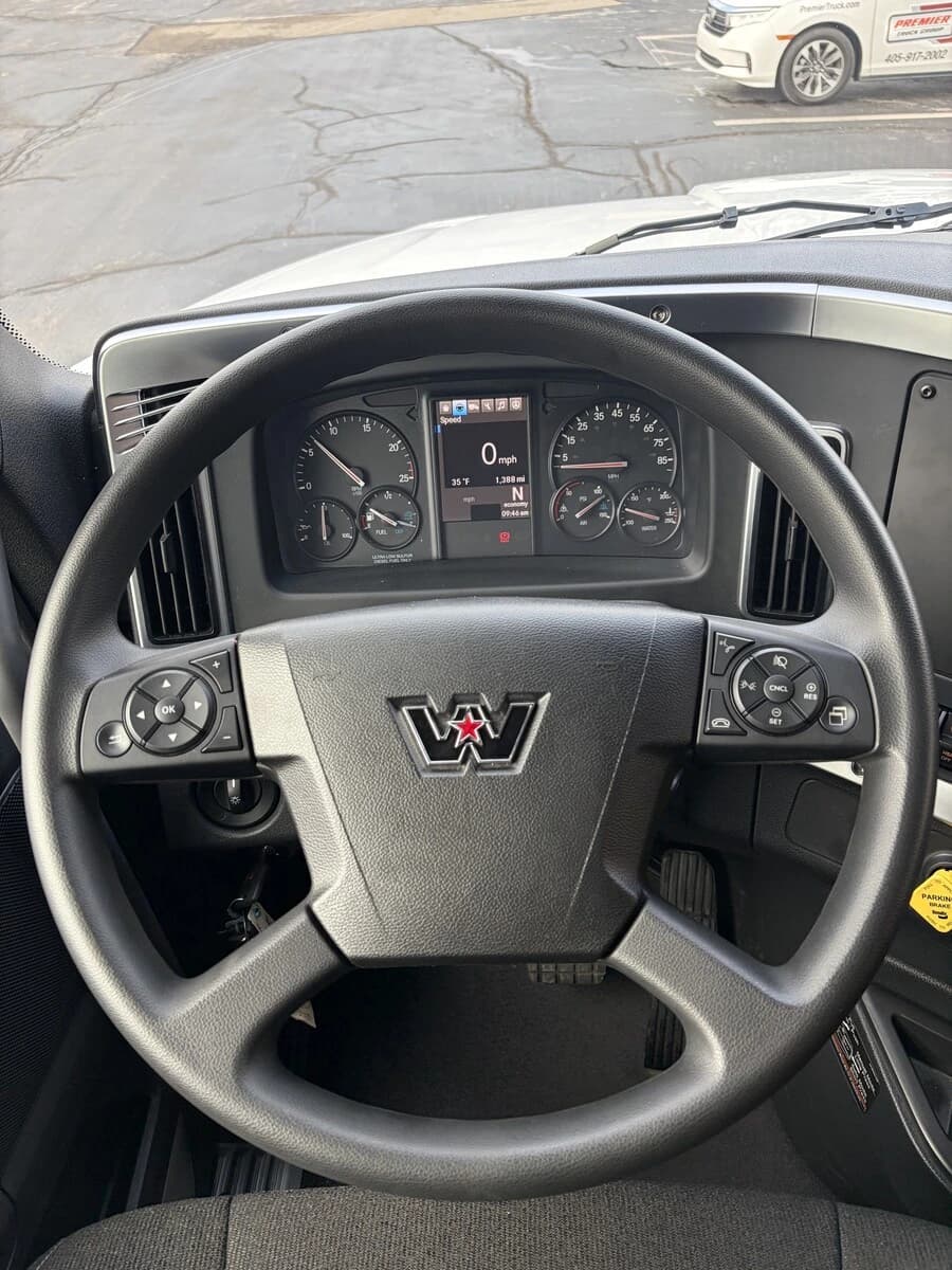 2026 Western Star 47X — photo 7