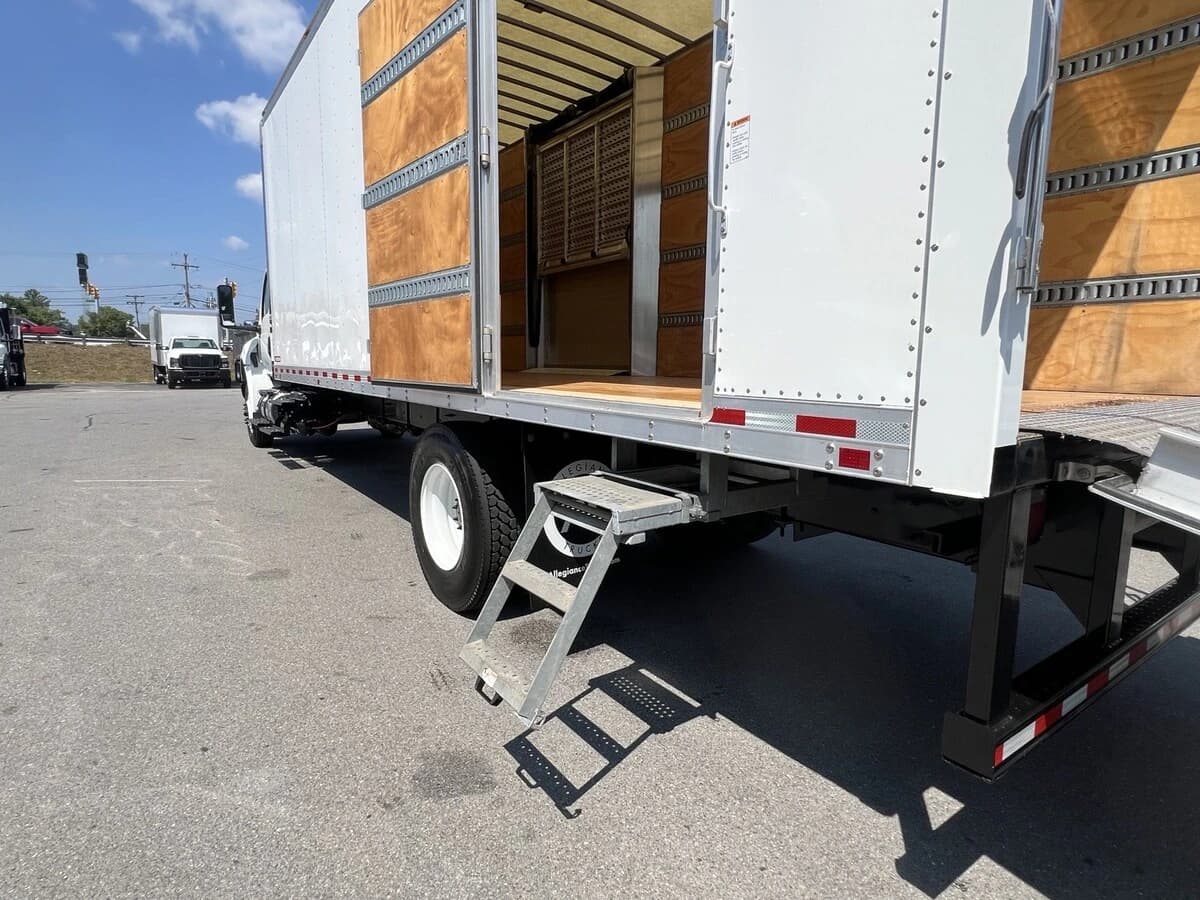 2025 International MV — photo 22