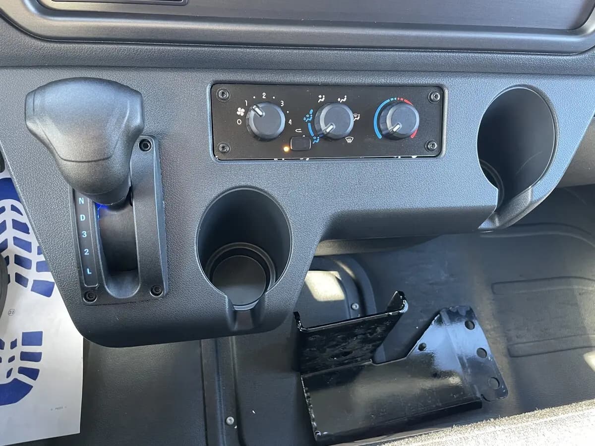 2026 Freightliner M2 106 — photo 29