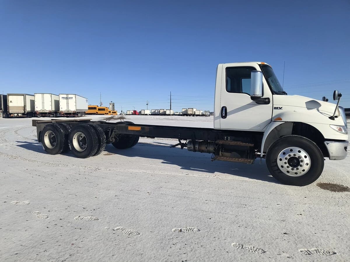 2021 International MV — photo 5