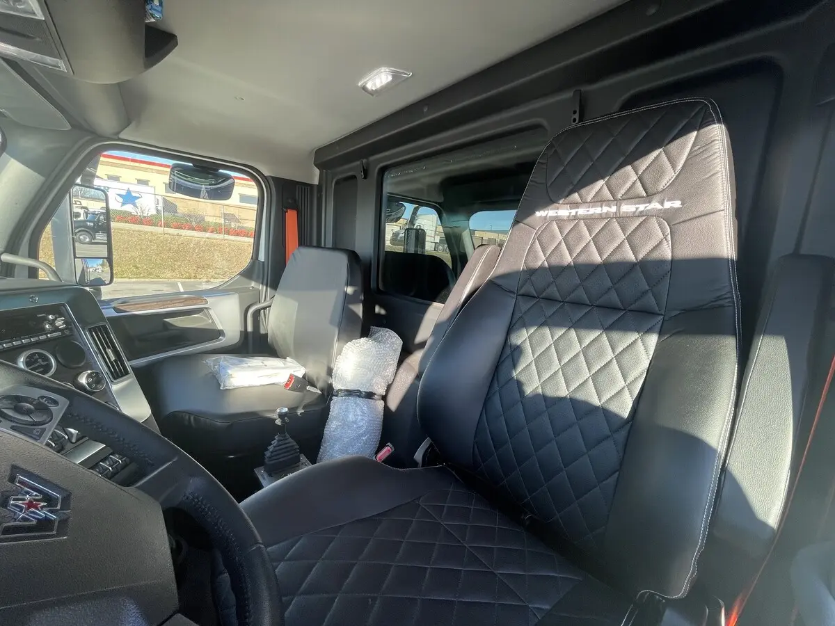 2026 Western Star 49X — photo 22