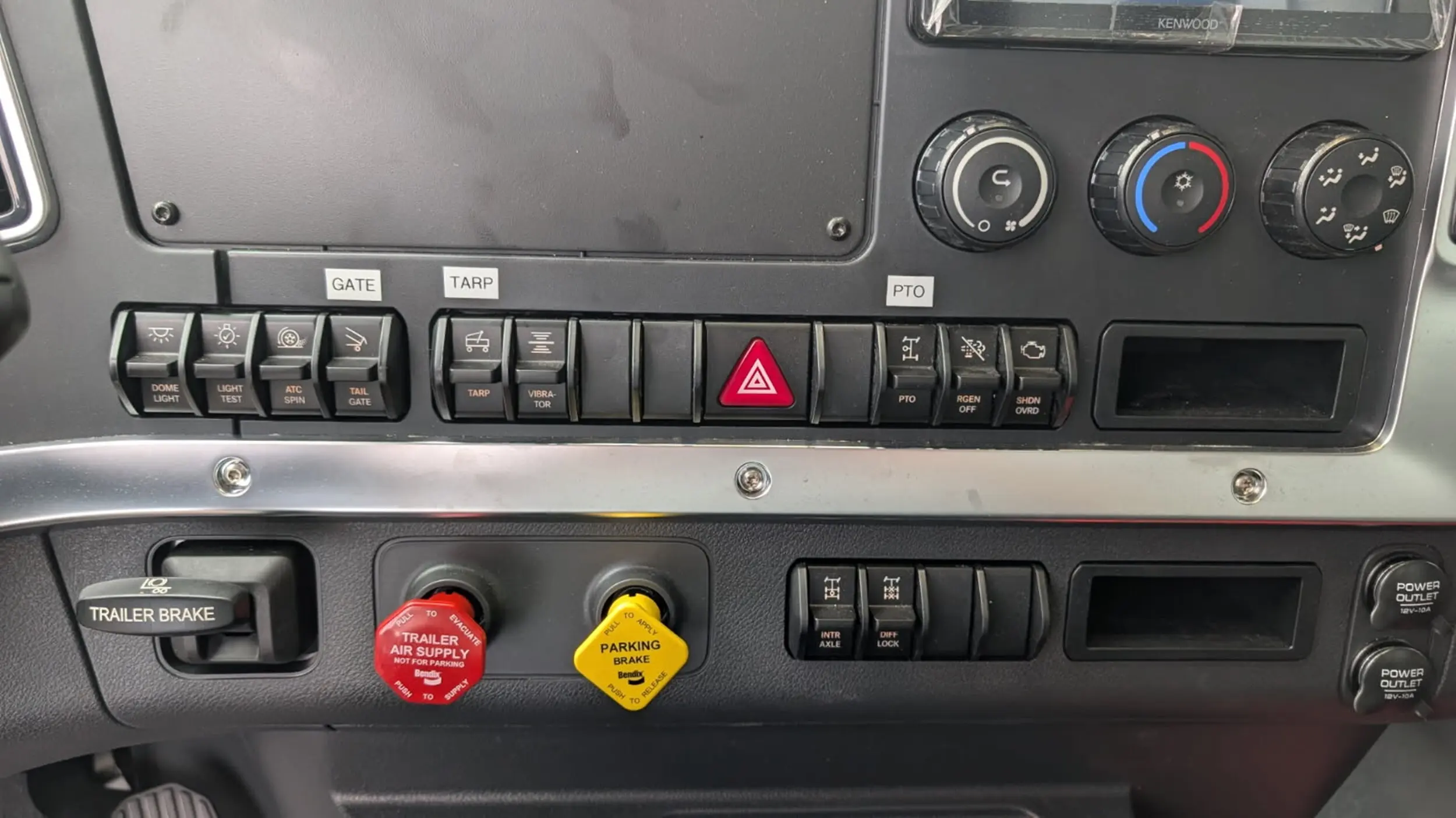 2026 Western Star 47X — photo 14