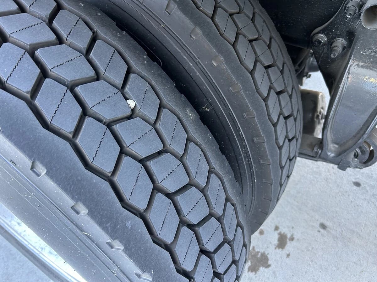 2019 Freightliner 122SD — photo 5