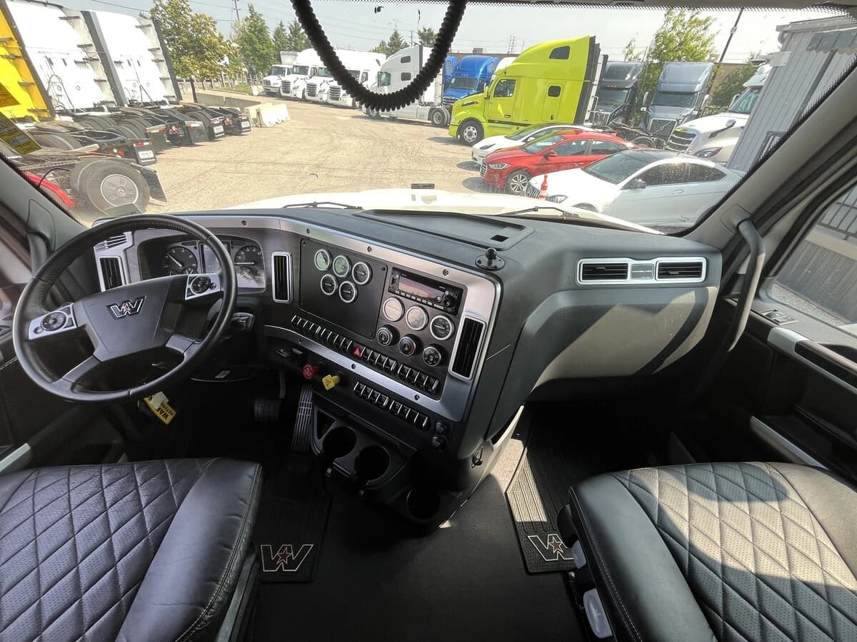 2024 Western Star 49X — photo 48