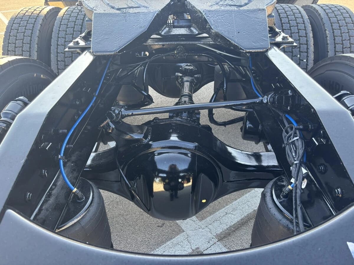 2026 Freightliner Cascadia — photo 15