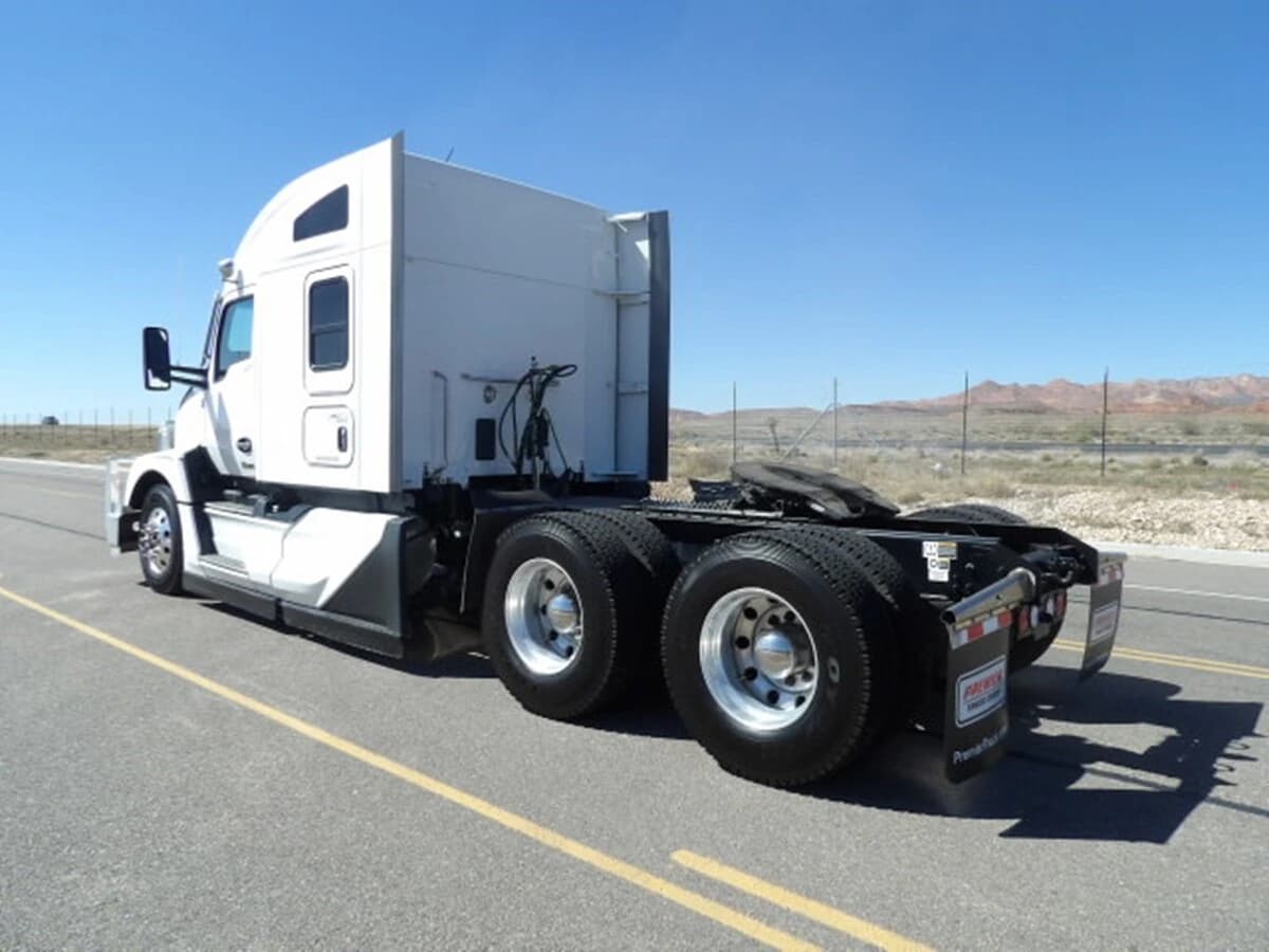 2023 Kenworth T680 — photo 5