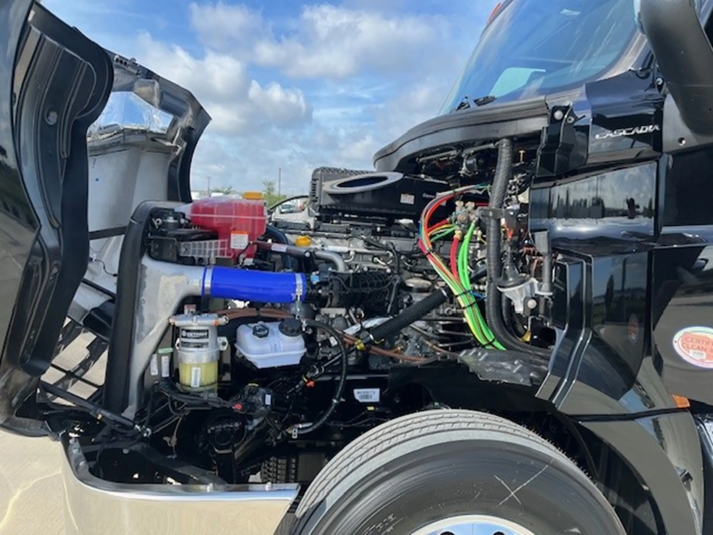 2026 Freightliner Cascadia — photo 15