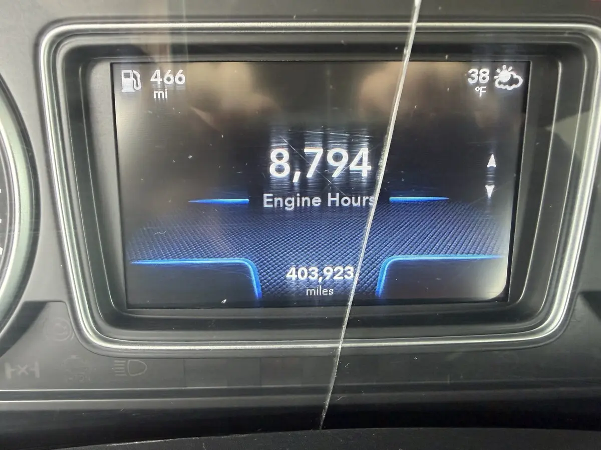 2022 International HX — photo 13