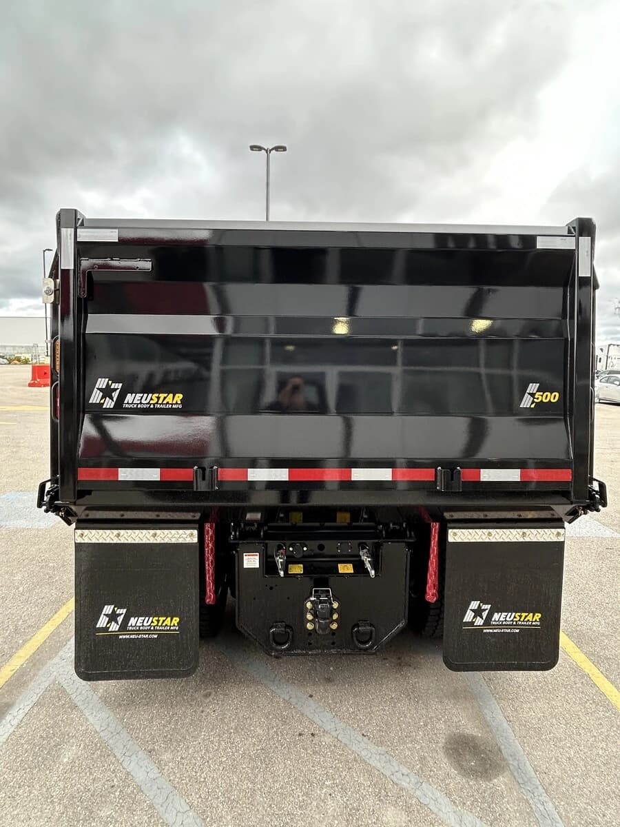 2026 Freightliner M2 106 — photo 6