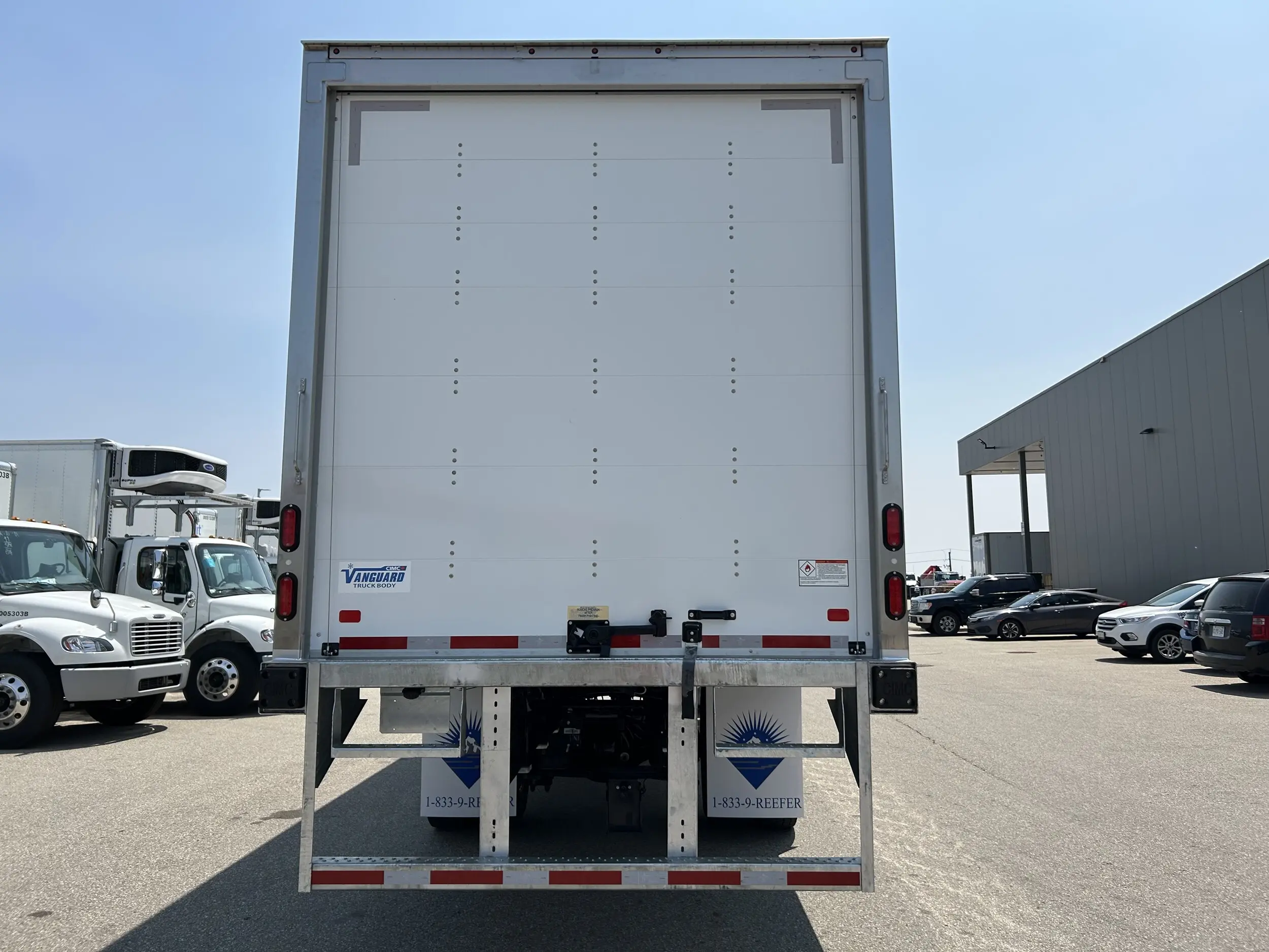 2026 Freightliner M2 106 — photo 5