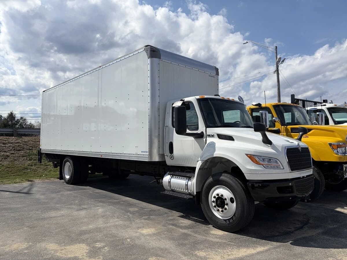 2025 International MV — photo 2