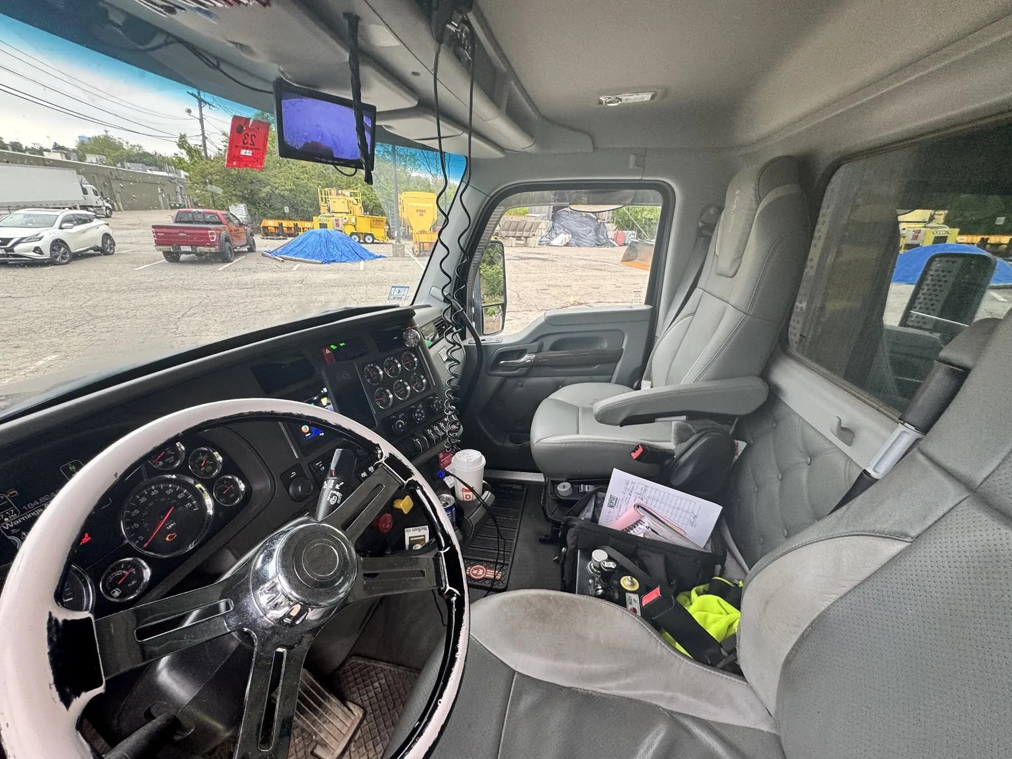 2019 Kenworth T800 — photo 12