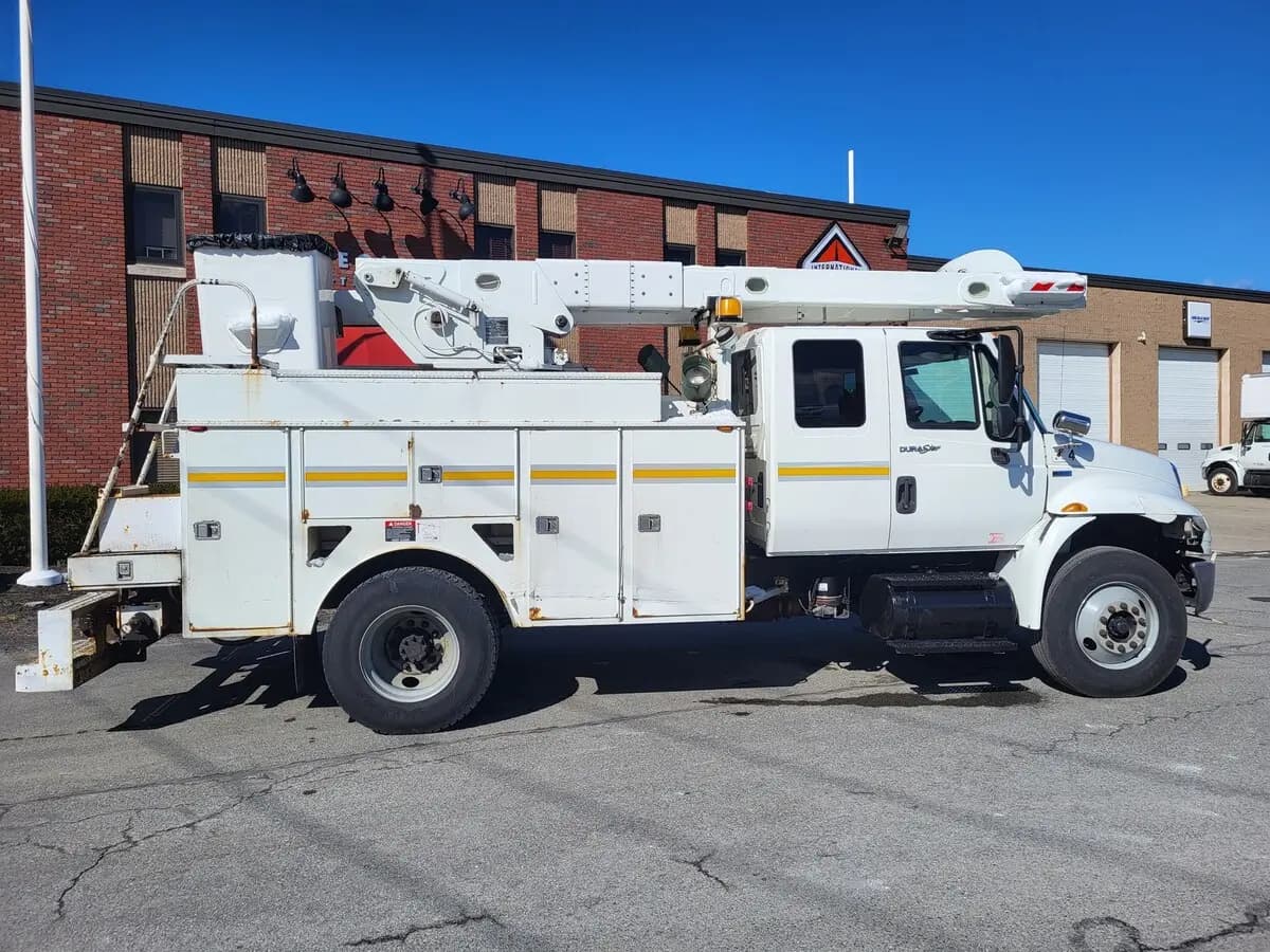 2010 International 4300 — photo 10