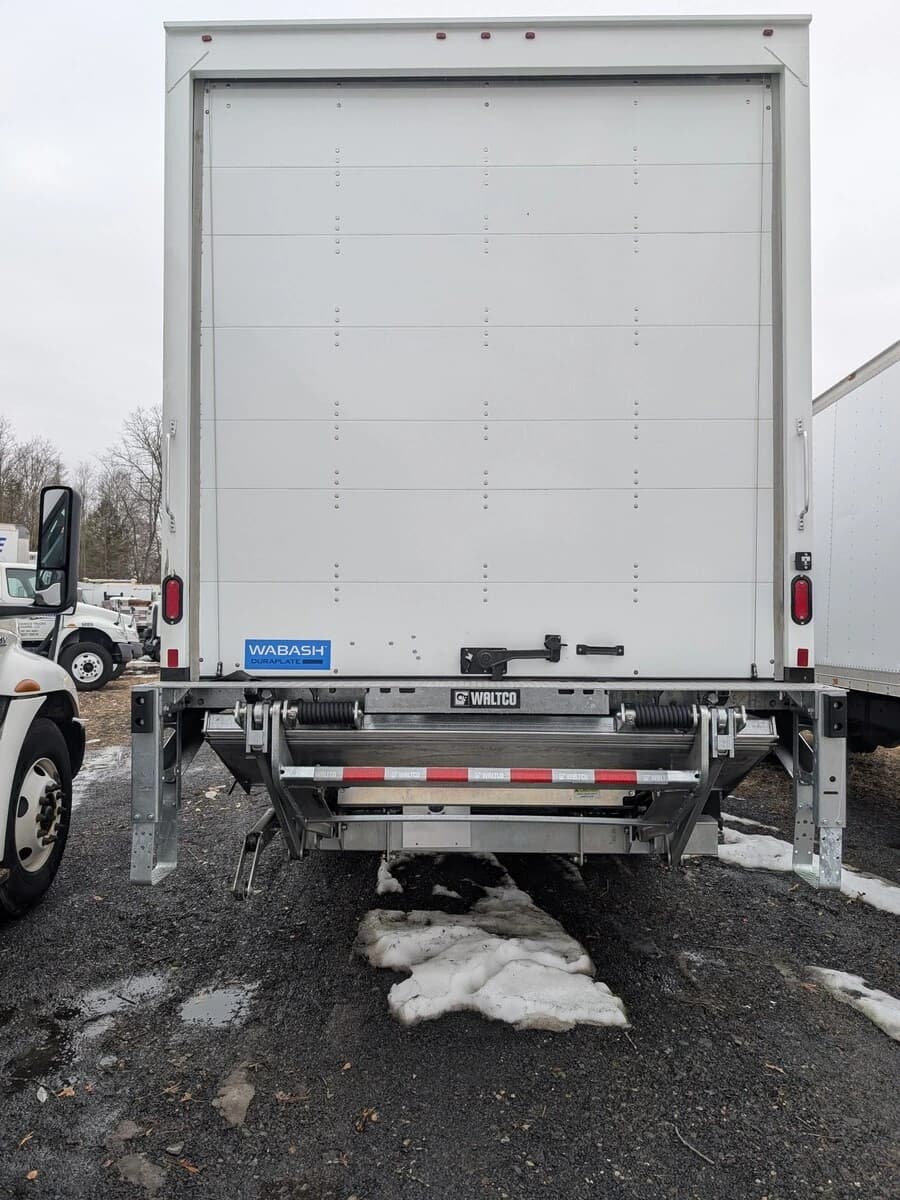 2025 International MV — photo 2