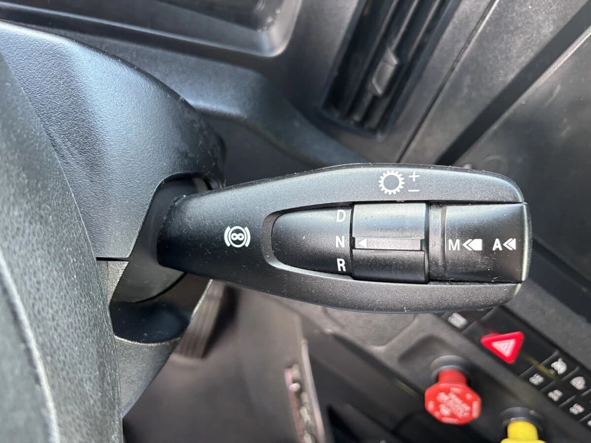 2024 Freightliner Cascadia — photo 25