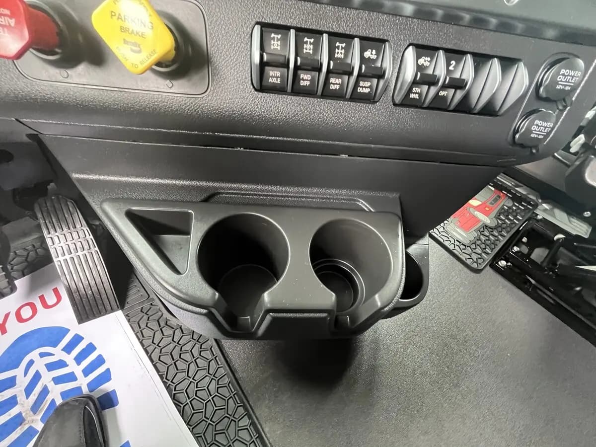 2024 Western Star 49X — photo 32