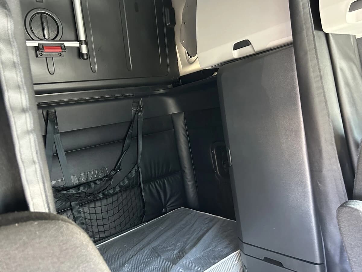 2024 Freightliner Cascadia — photo 8