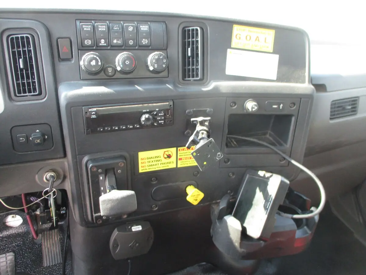 2019 International MV — photo 17