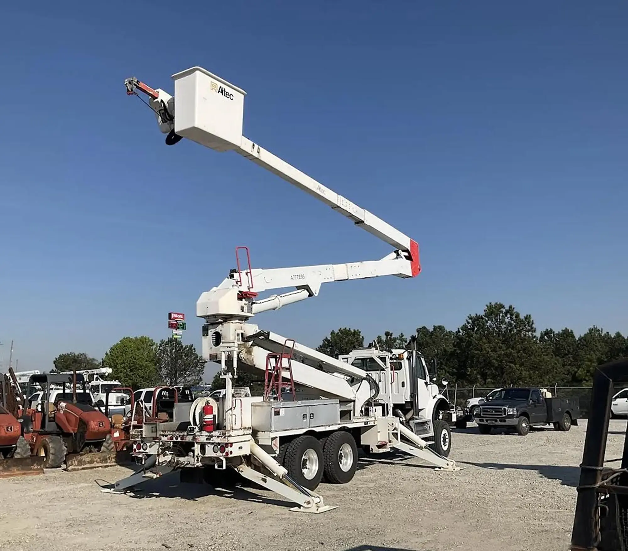 2008 Freightliner M2 106 — photo 3