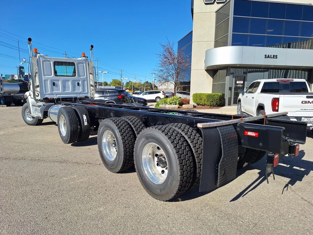 2025 Western Star 49X — photo 3