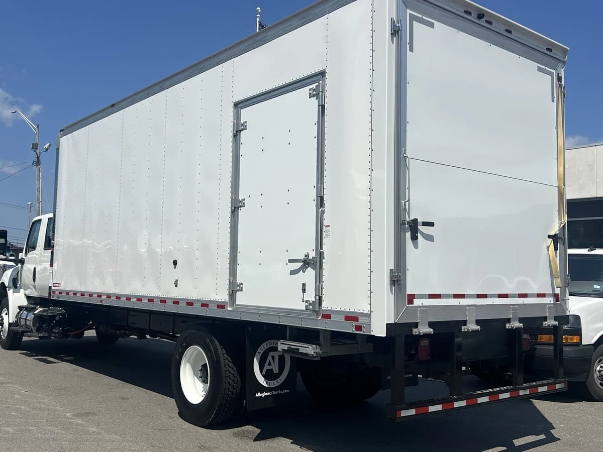 2025 International MV — photo 9