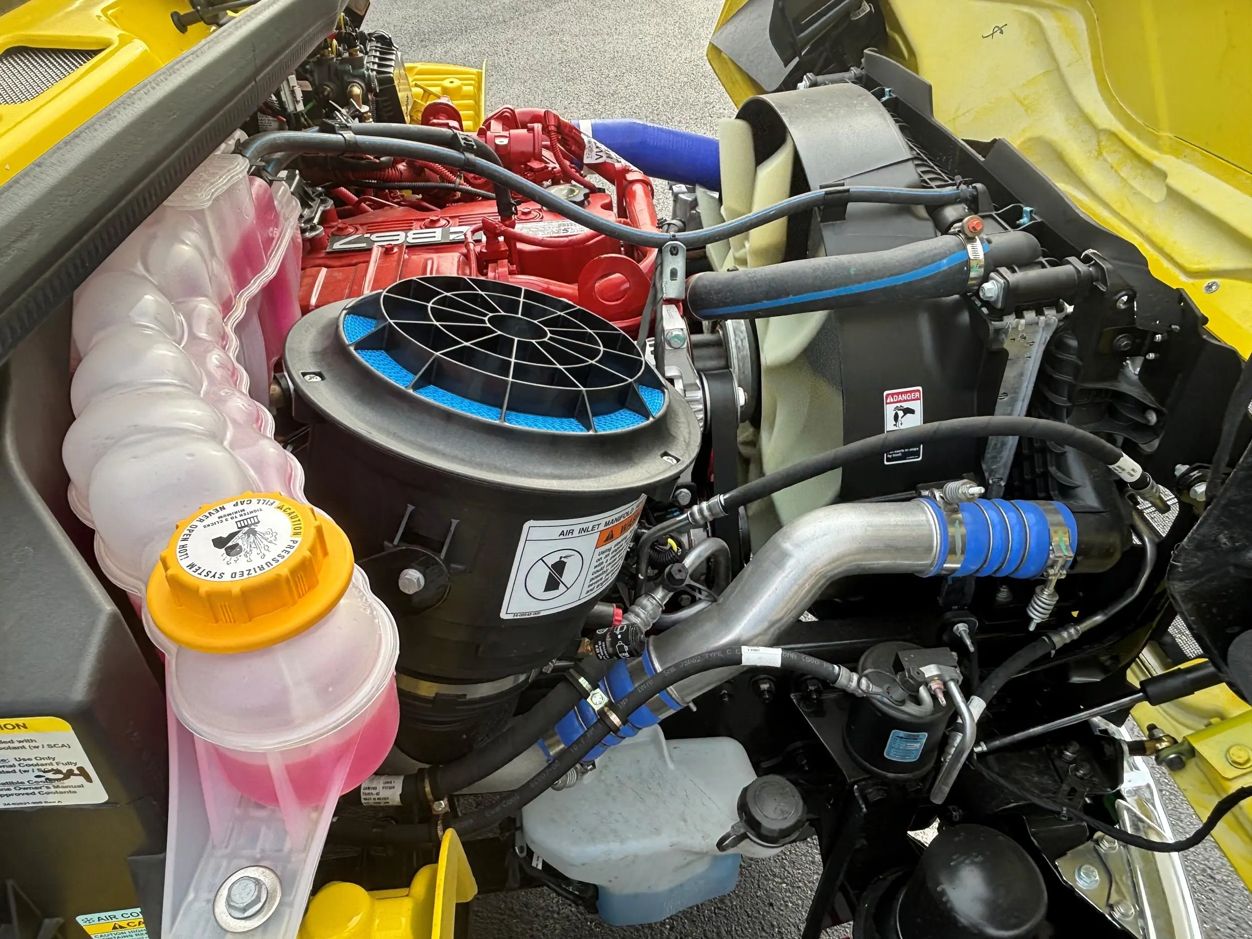 2025 Freightliner M2 106 — photo 10