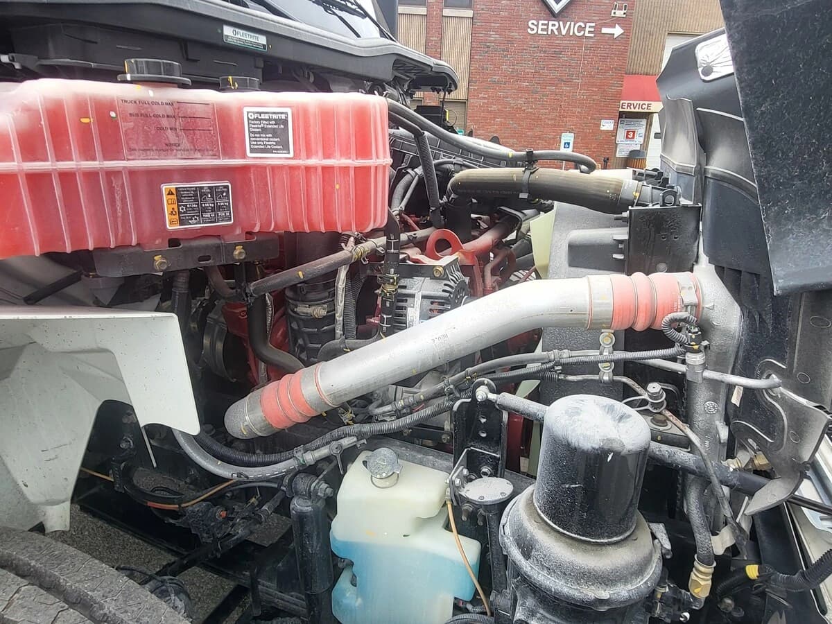 2025 International MV — photo 30