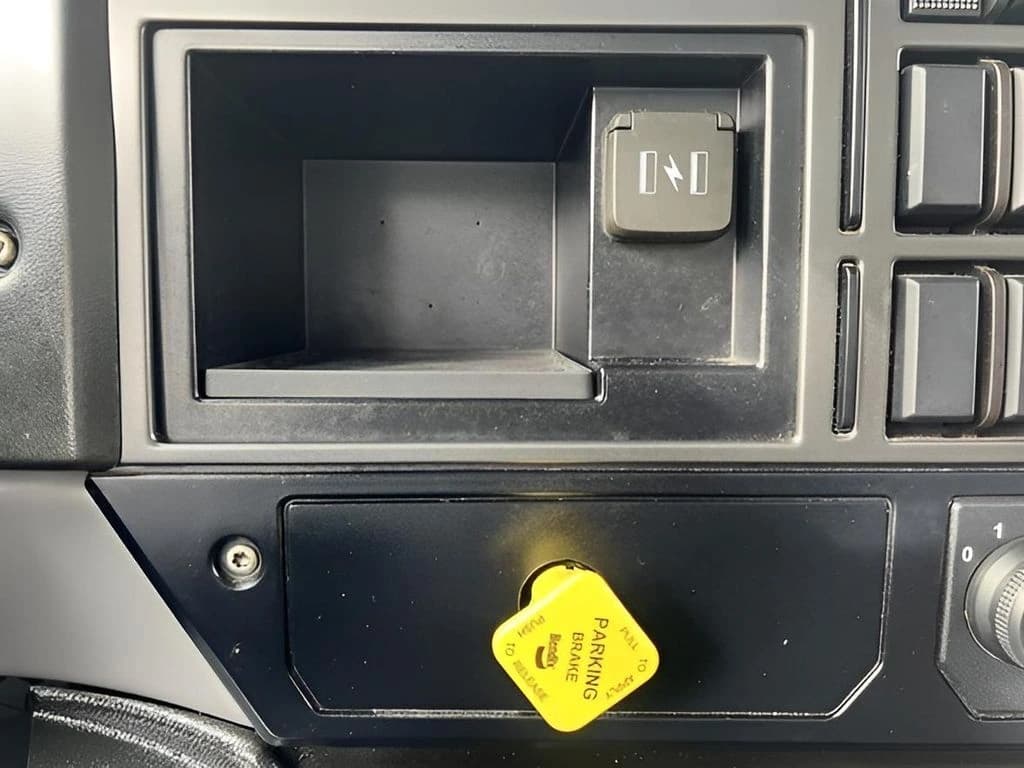 2023 Mack MD — photo 29