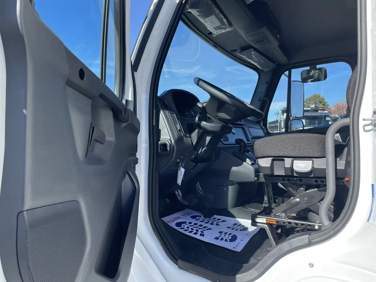 2026 Freightliner M2 106 — photo 20