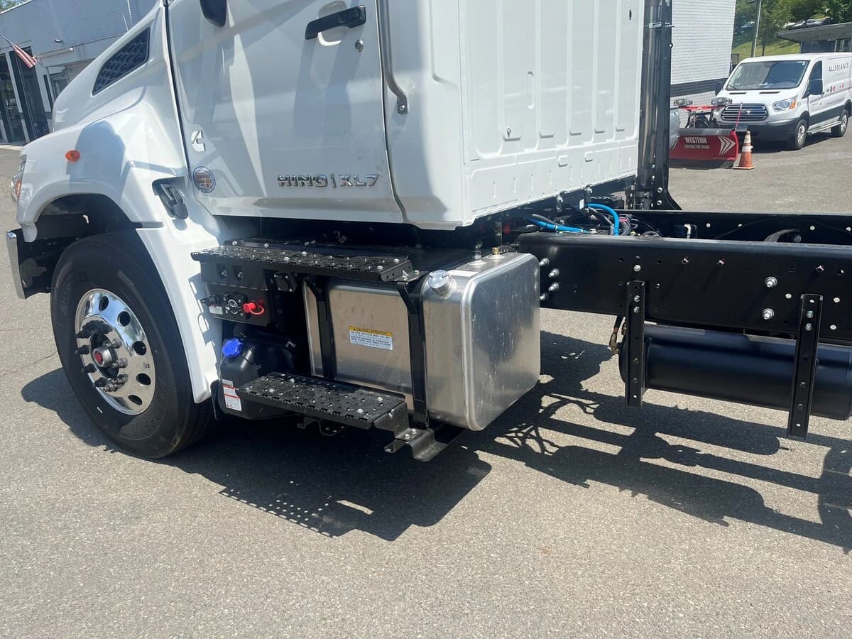 2026 Hino L7 — photo 3