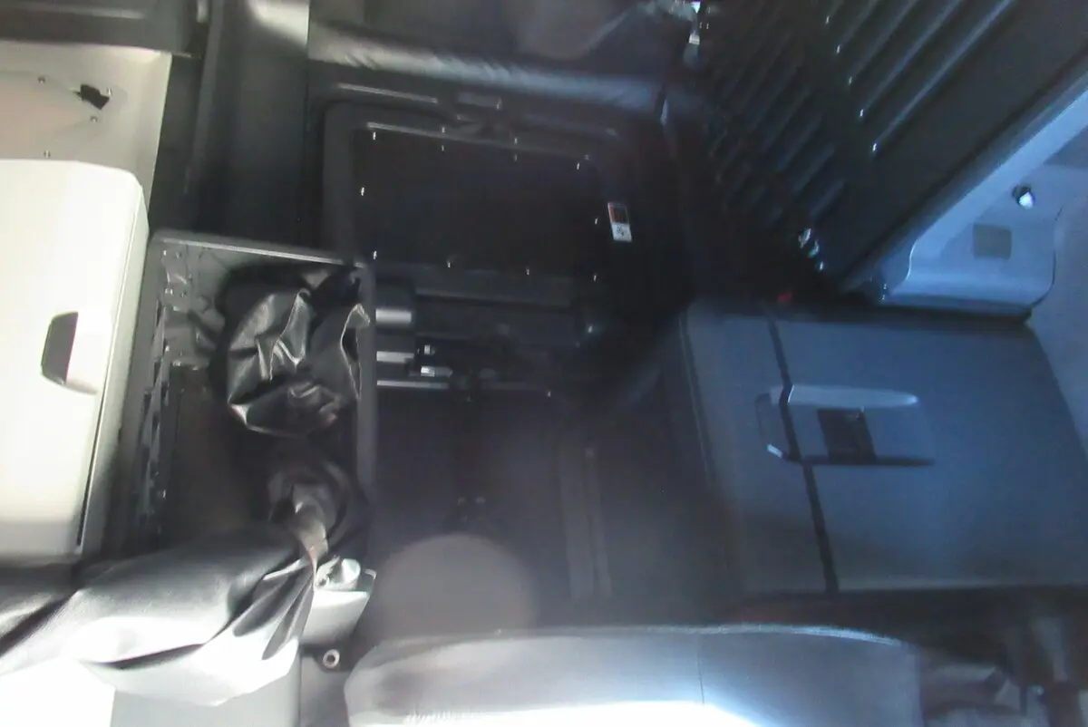 2025 Freightliner Cascadia — photo 24