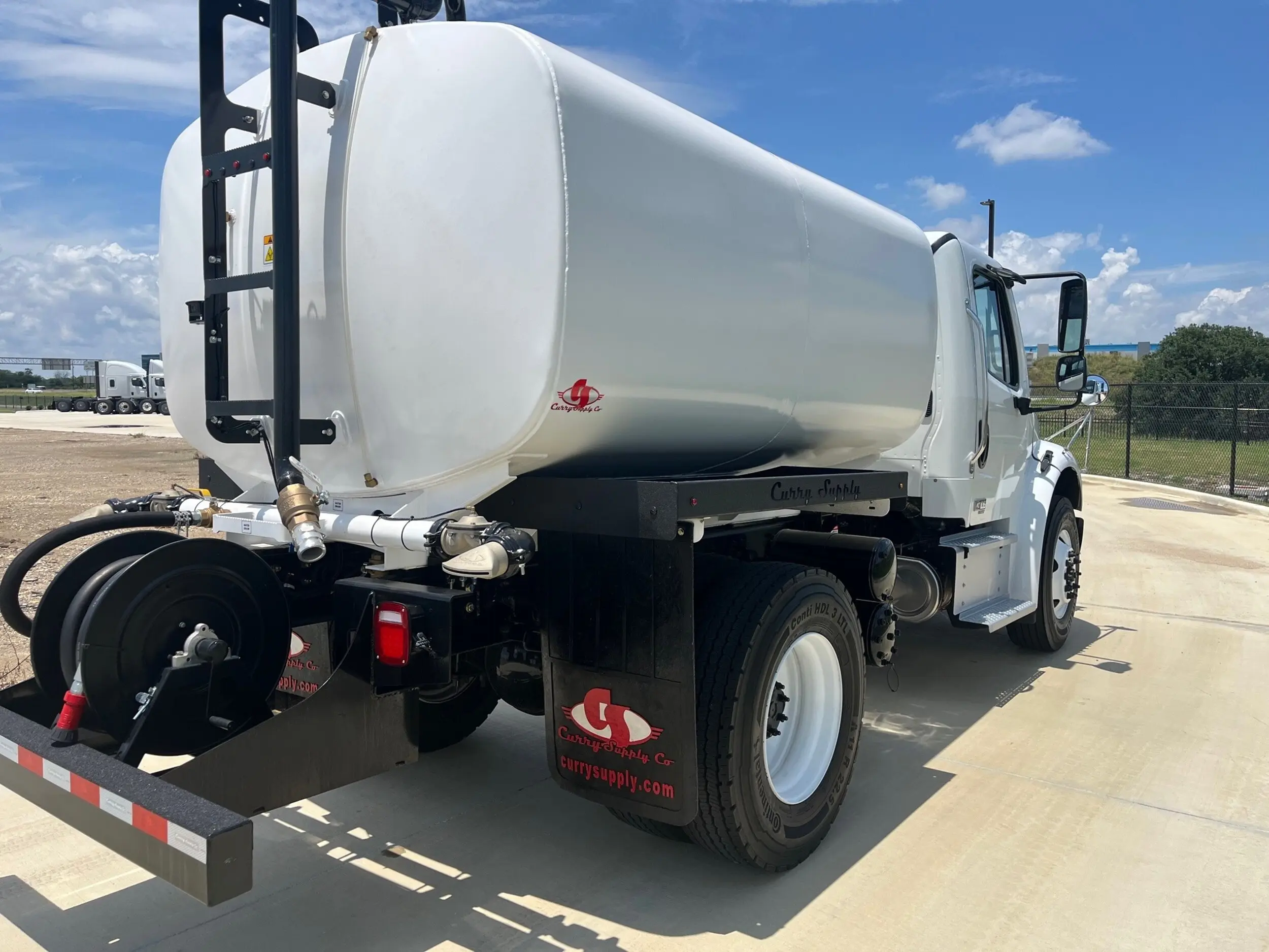 2026 Freightliner M2 106 — photo 5