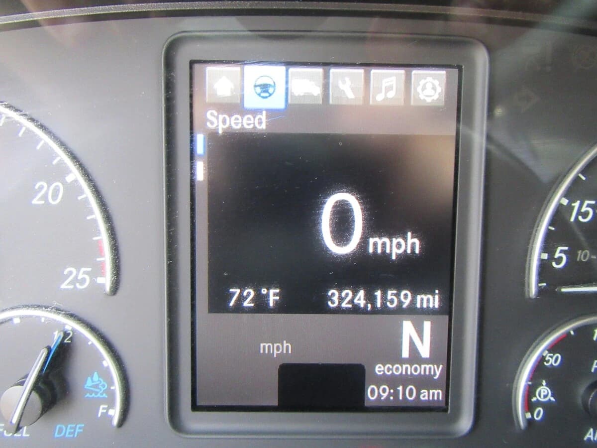 2025 Freightliner Cascadia — photo 21