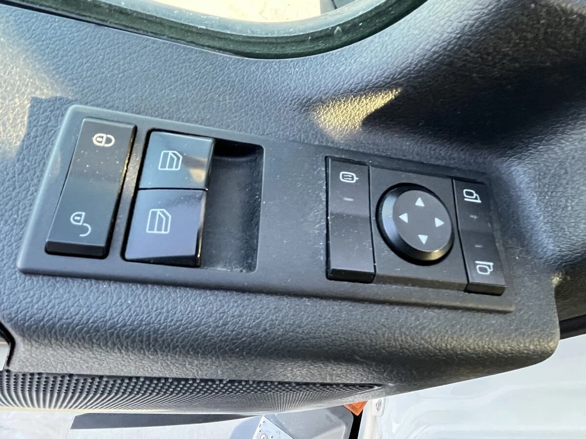 2024 Freightliner Cascadia — photo 27