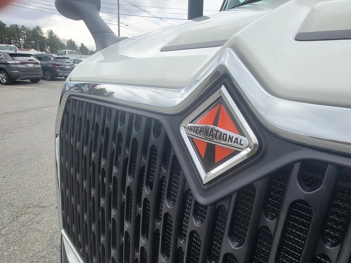 2025 International MV — photo 27