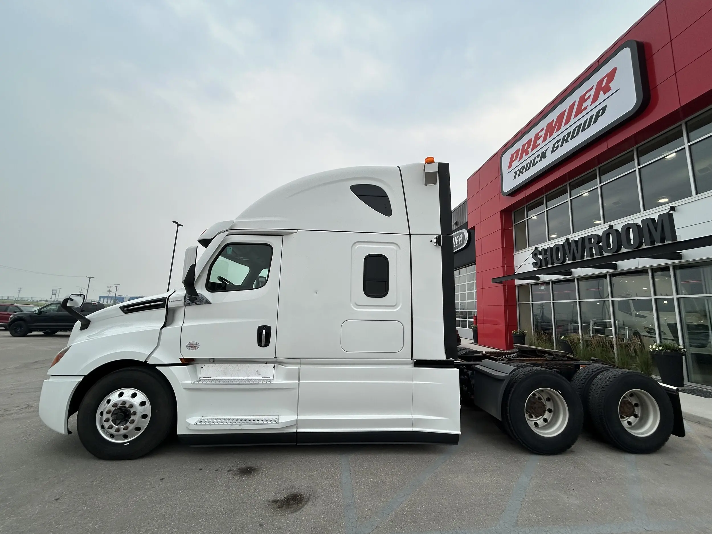 2021 Freightliner Cascadia — photo 5