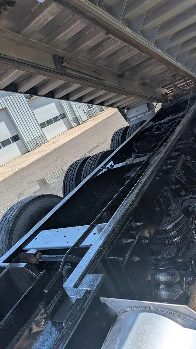 2019 International HX — photo 28