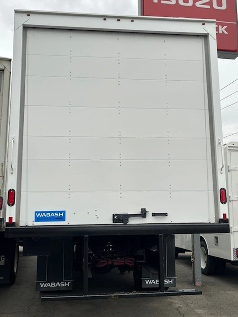 2025 International MV — photo 3