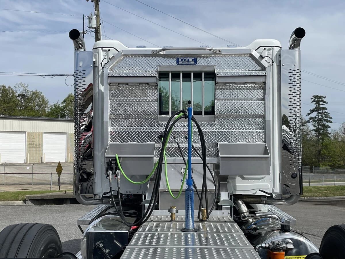 2027 Western Star 49X — photo 16