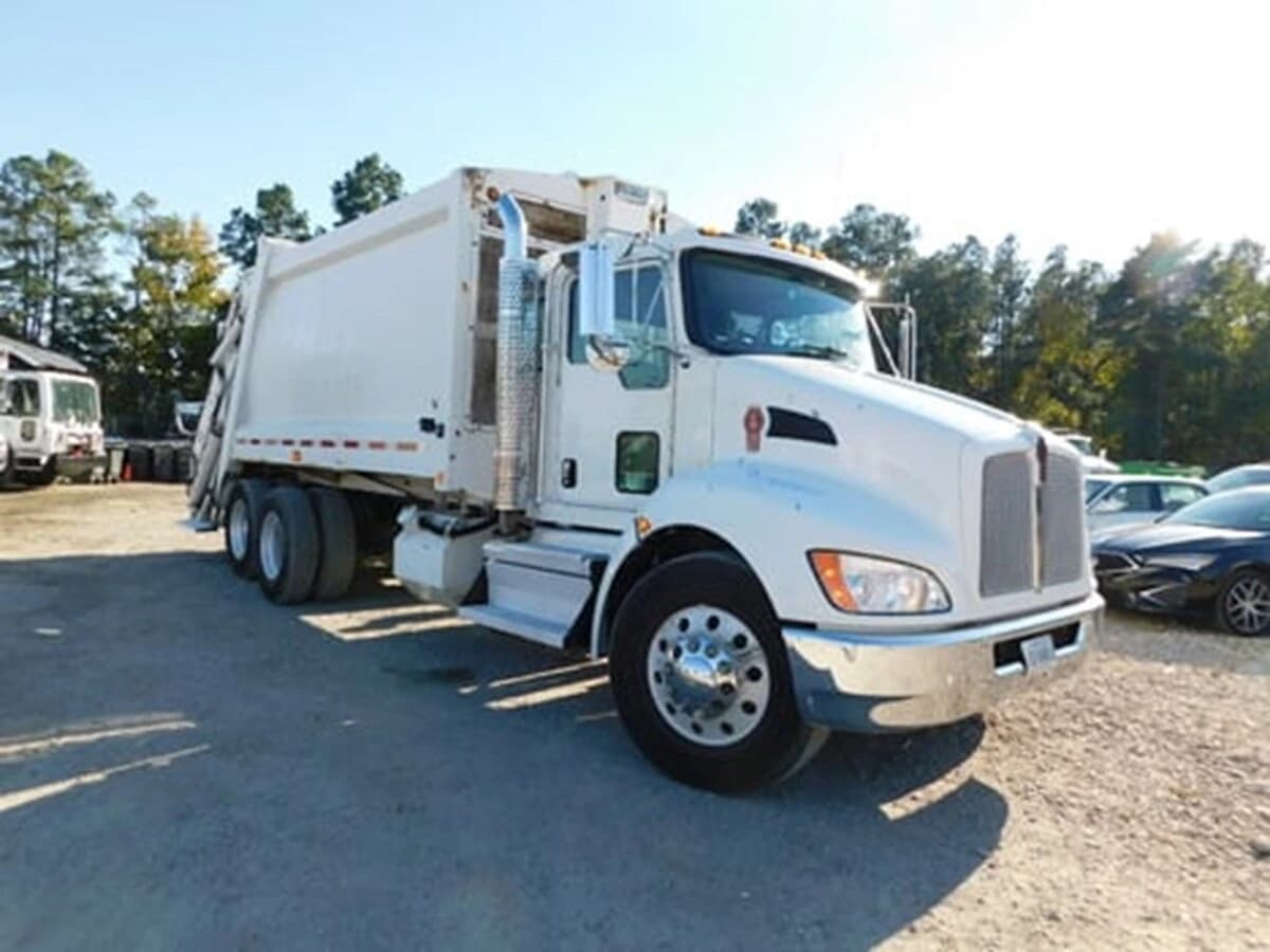 2020 Kenworth T370 — photo 3