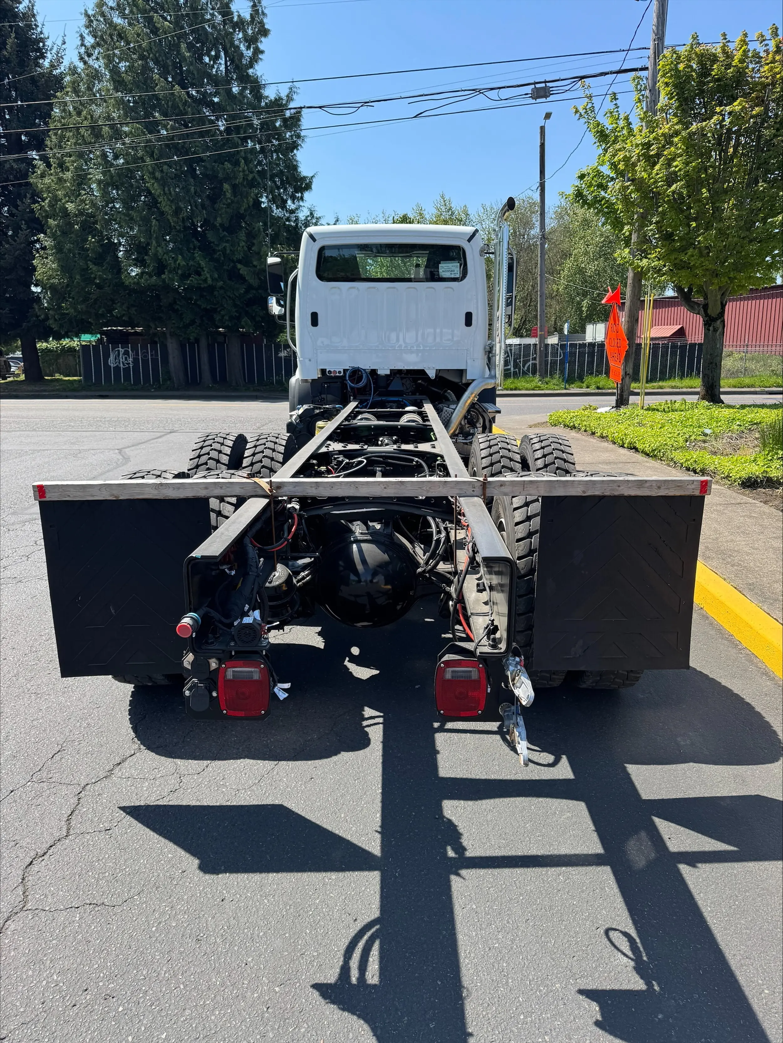 2025 Freightliner 114SD — photo 5