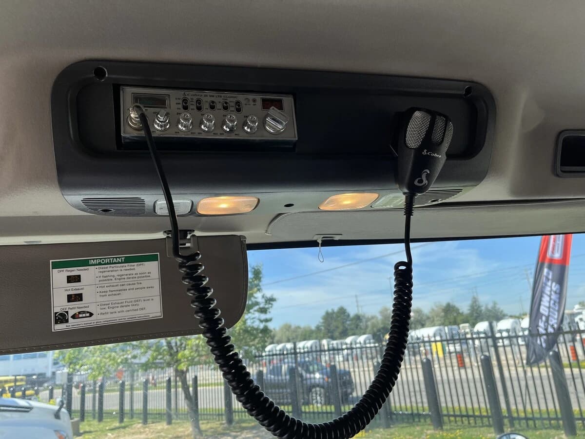 2019 Freightliner M2 106 — photo 27