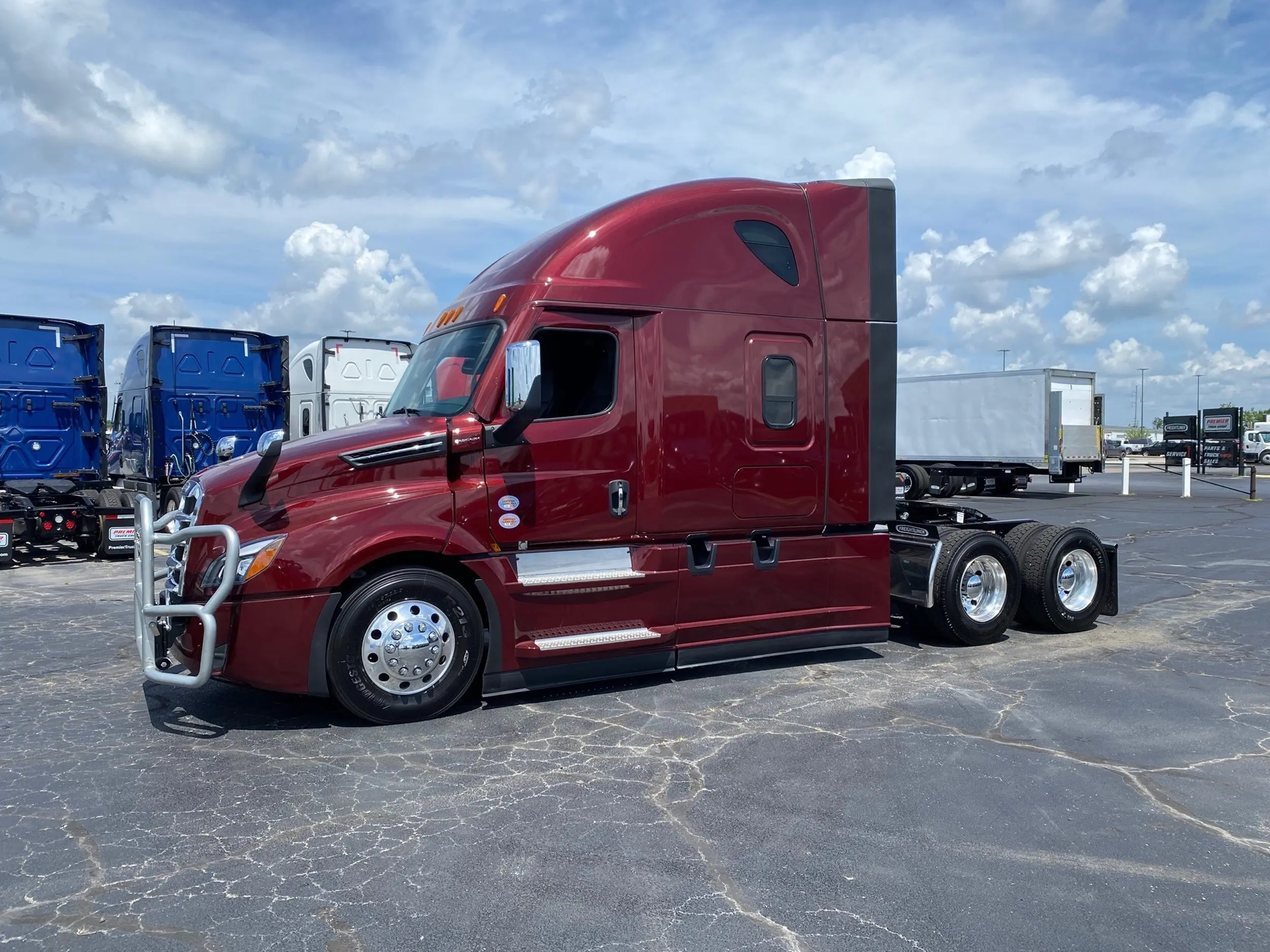 2026 Freightliner Cascadia — photo 3