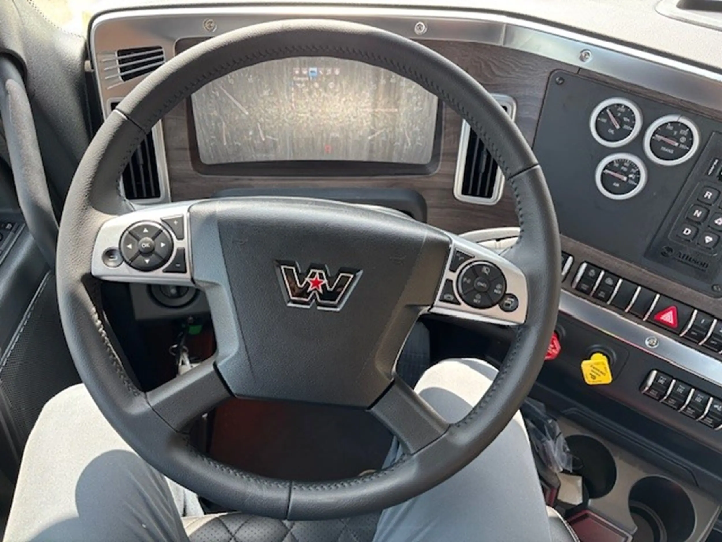 2026 Western Star 49X — photo 12