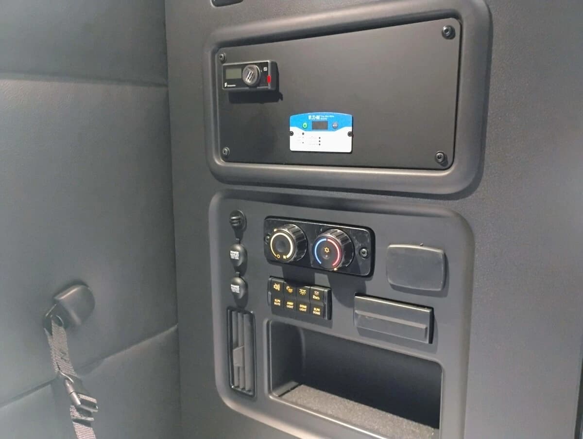 2026 Freightliner Cascadia — photo 24