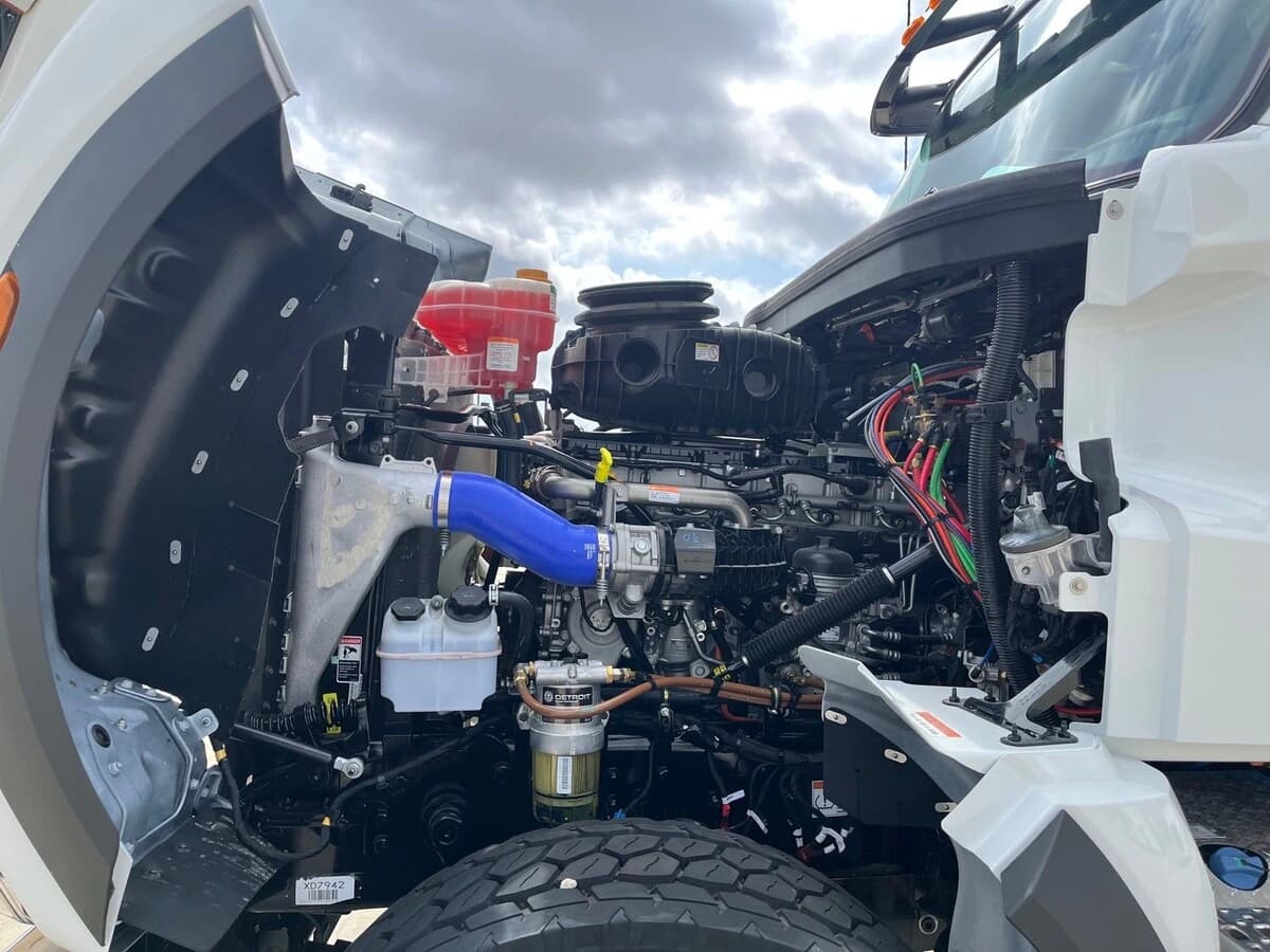 2027 Western Star 49X — photo 15