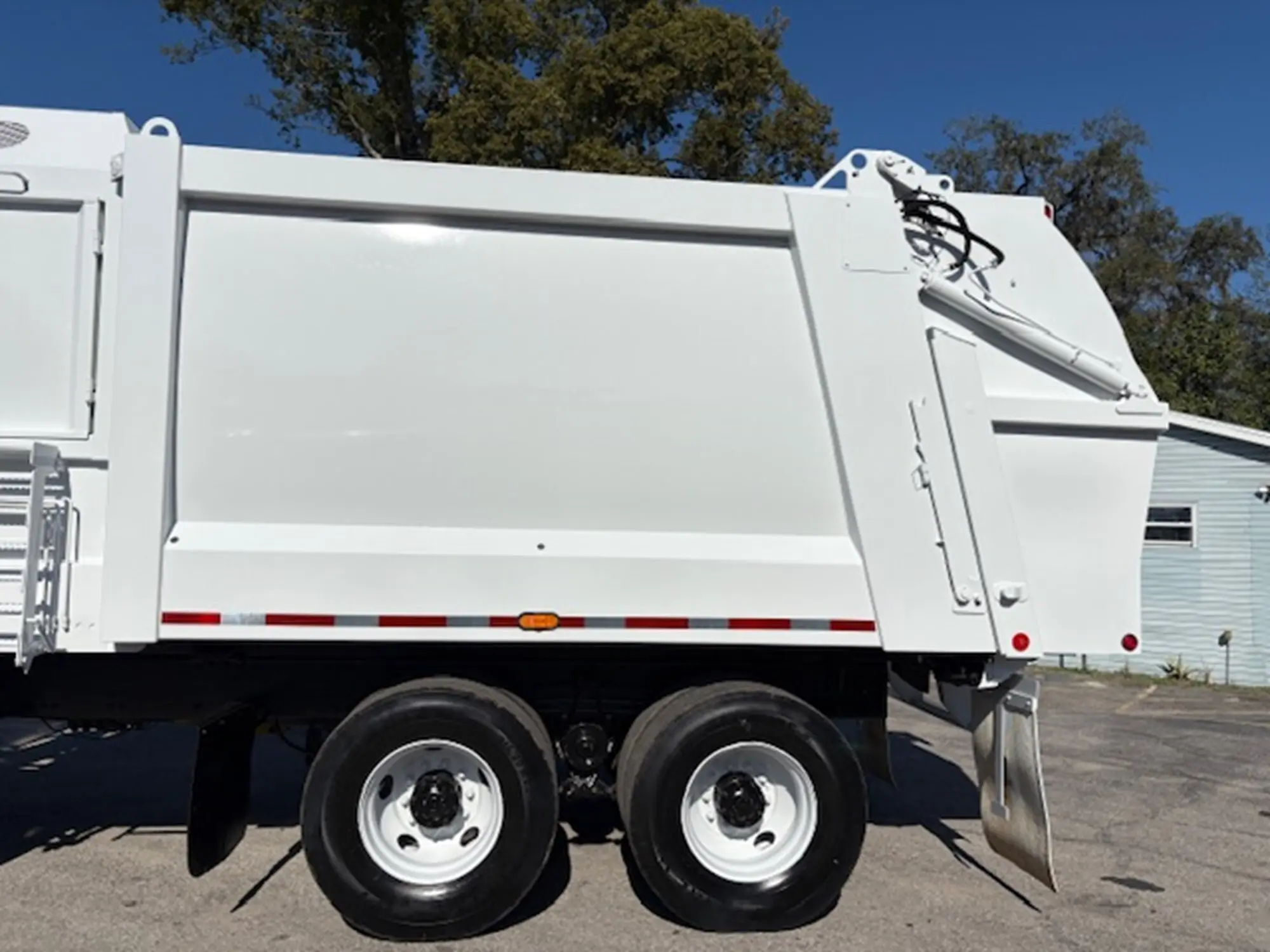 2016 Mack Granite — photo 20