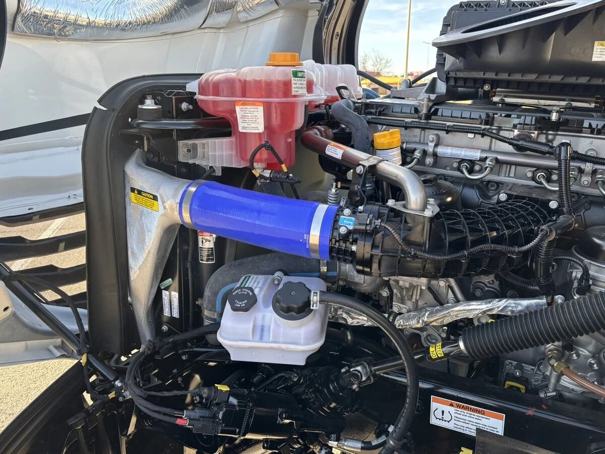 2026 Freightliner Cascadia — photo 15