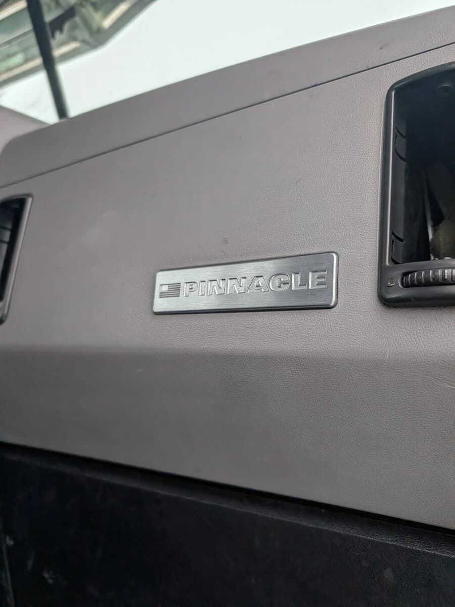 2020 Mack Pinnacle — photo 13